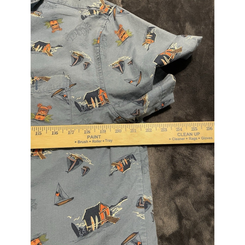 Disney Parks Mickey Resort Tiki Vacation Hawaiian Button Down Shirt Medium - Picture 5 of 6